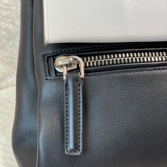 Givenchy Pandora Pure Medium Bag - Picture 6 of 15